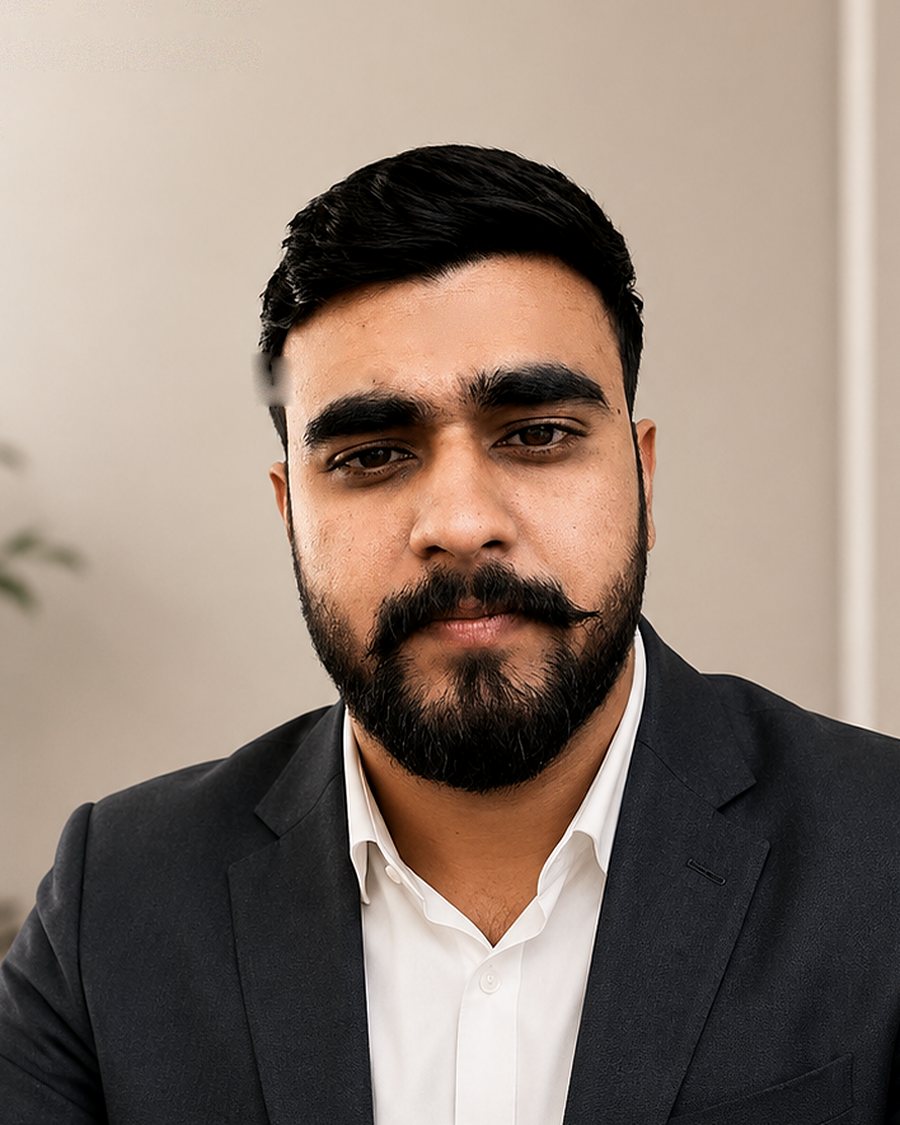Portrait of Naveen Saini, Advocate